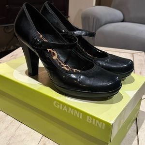 Patent leather Mary Jane’s